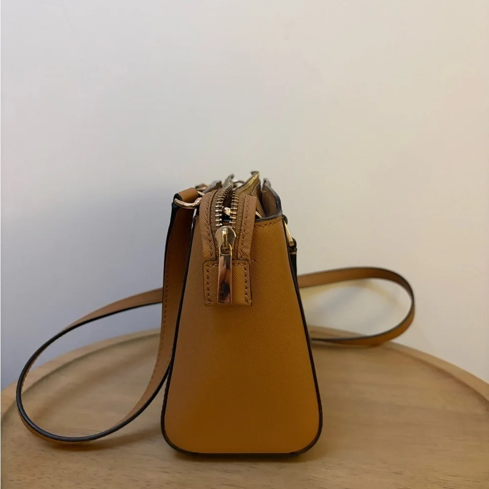 Tory Burch Emerson satchel Crossbody Handle Bag